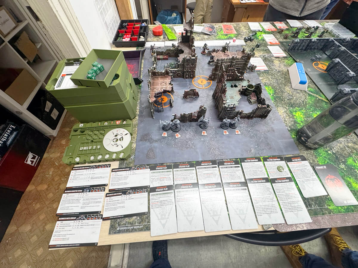 End3r's Corner - Warhammer: Deathwatch Kill Team and green box